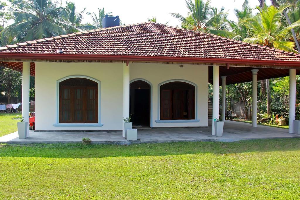 Methira Villa Aluthgama Δωμάτιο φωτογραφία